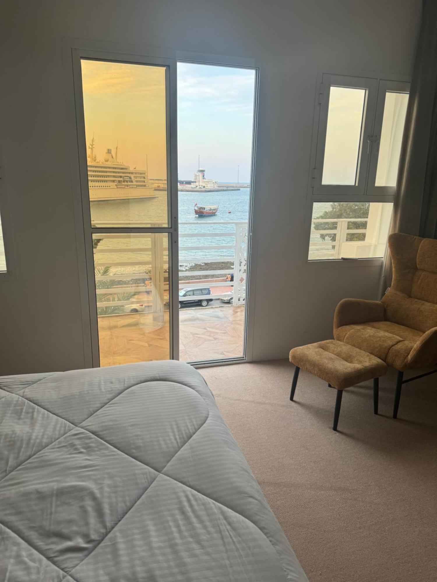 Apartamento Muttrah Souq And Sea View Mascate Exterior foto
